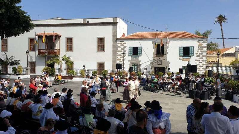 El festival contó con la participación de tres grupos (Foto TA)